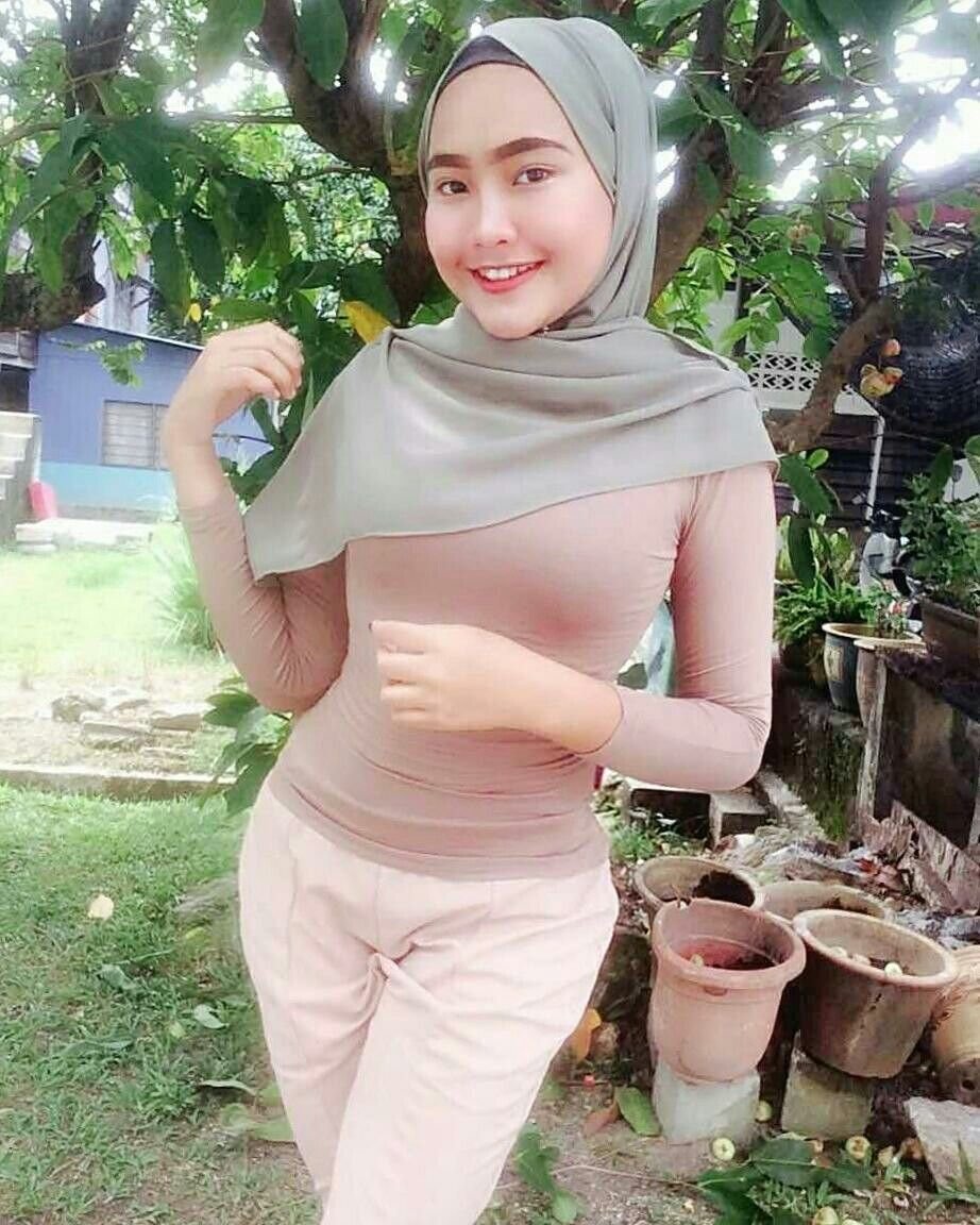 Hijab with a cutout for boobs