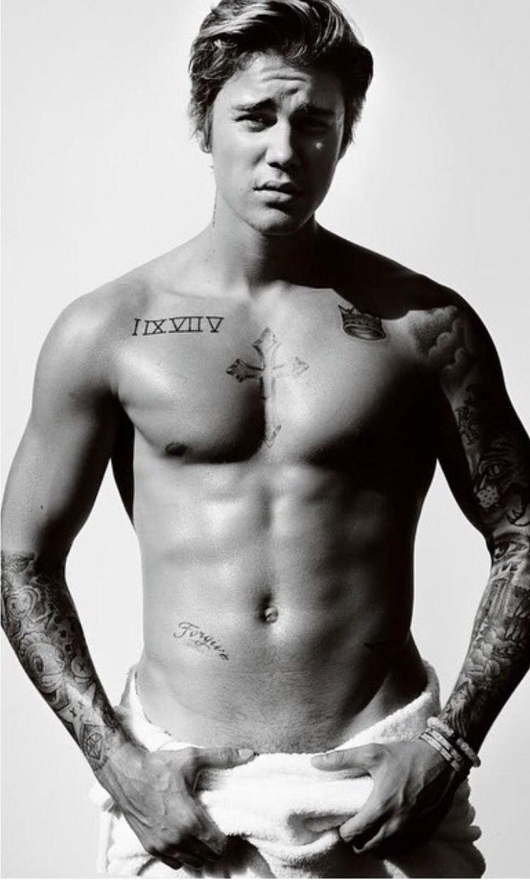 Justin Bieber buttocks