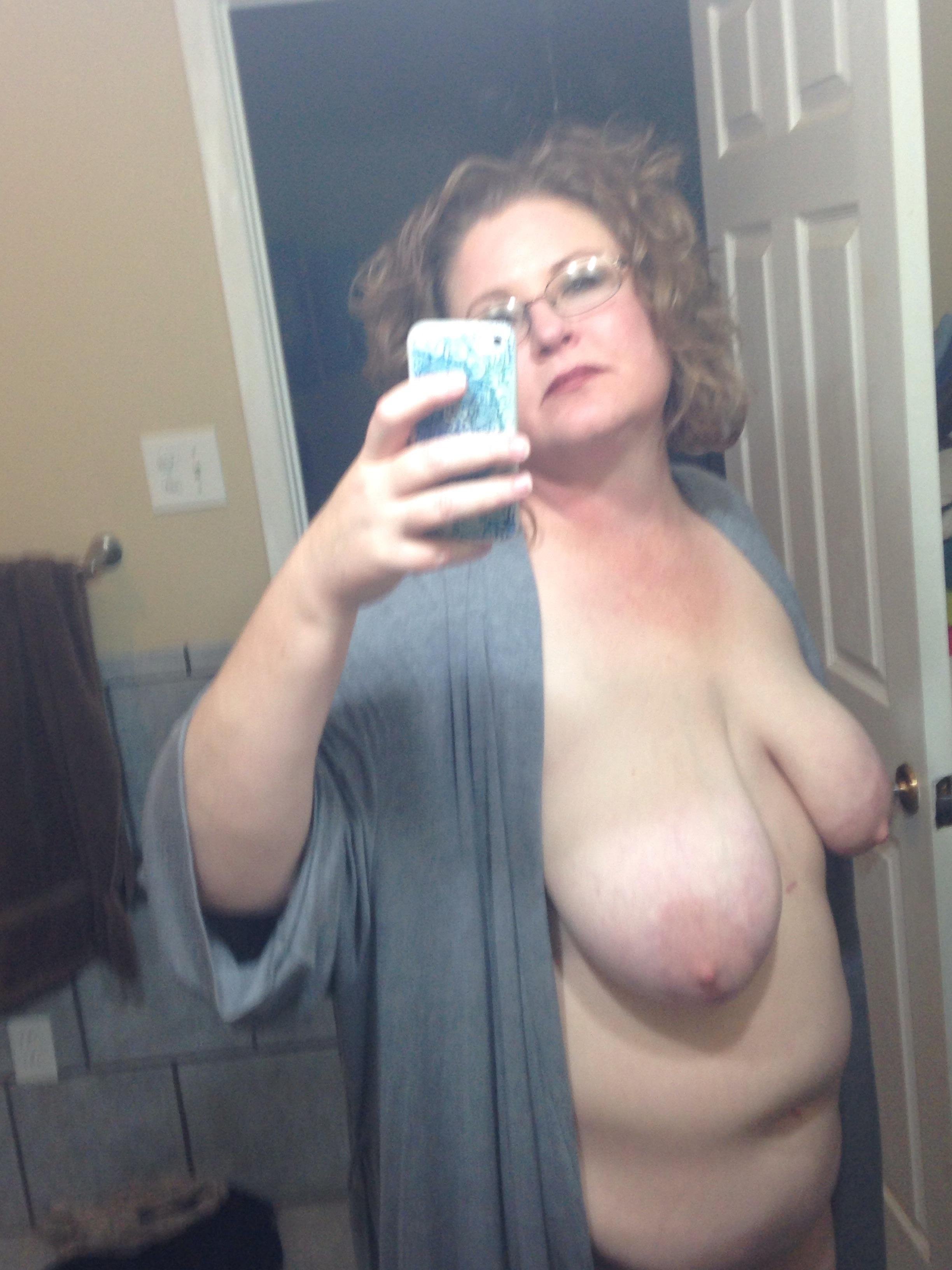 Mature BBW Nude Selfie - 70 porn photo