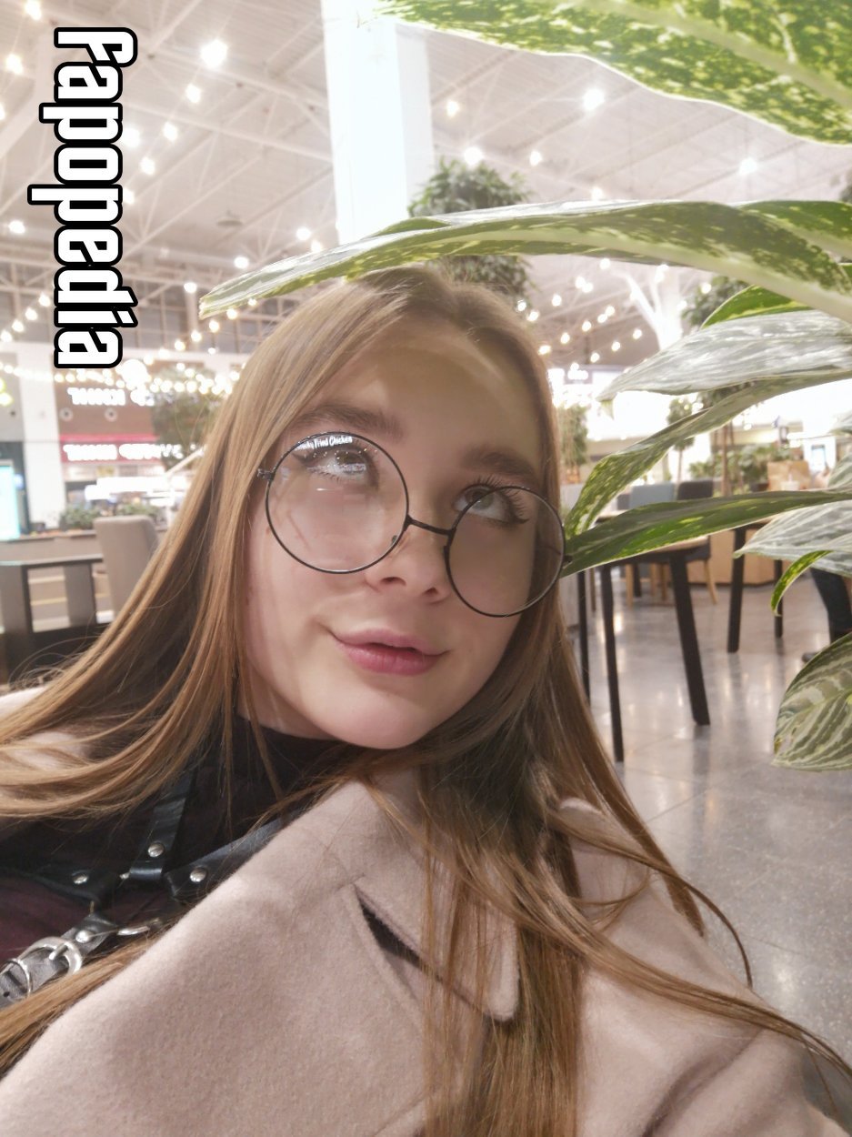 Lucy Laistner Anastasia Lozhkina 2020