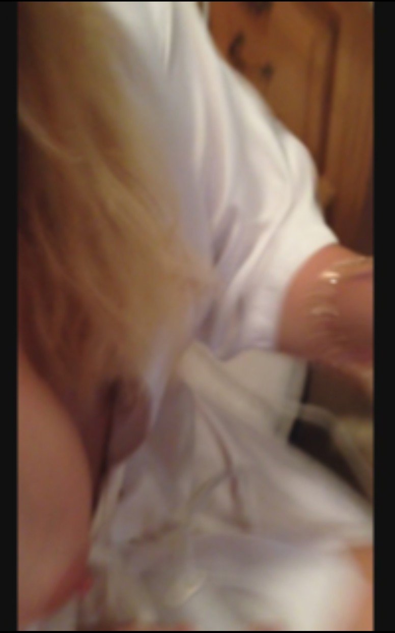 Kailey Kuoko in the toilet