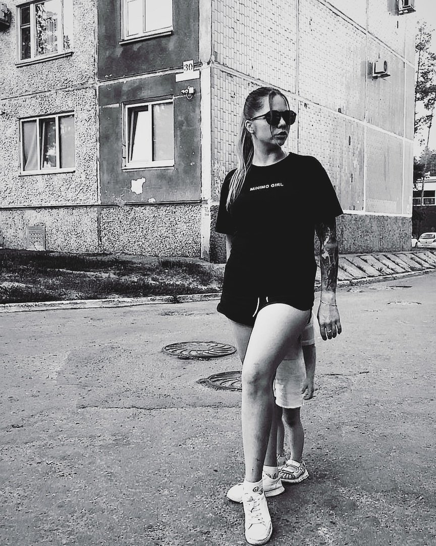 Angelina Kuznetsova model KISA4579