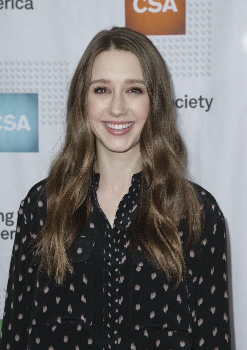 Taissa Farmiga Hot