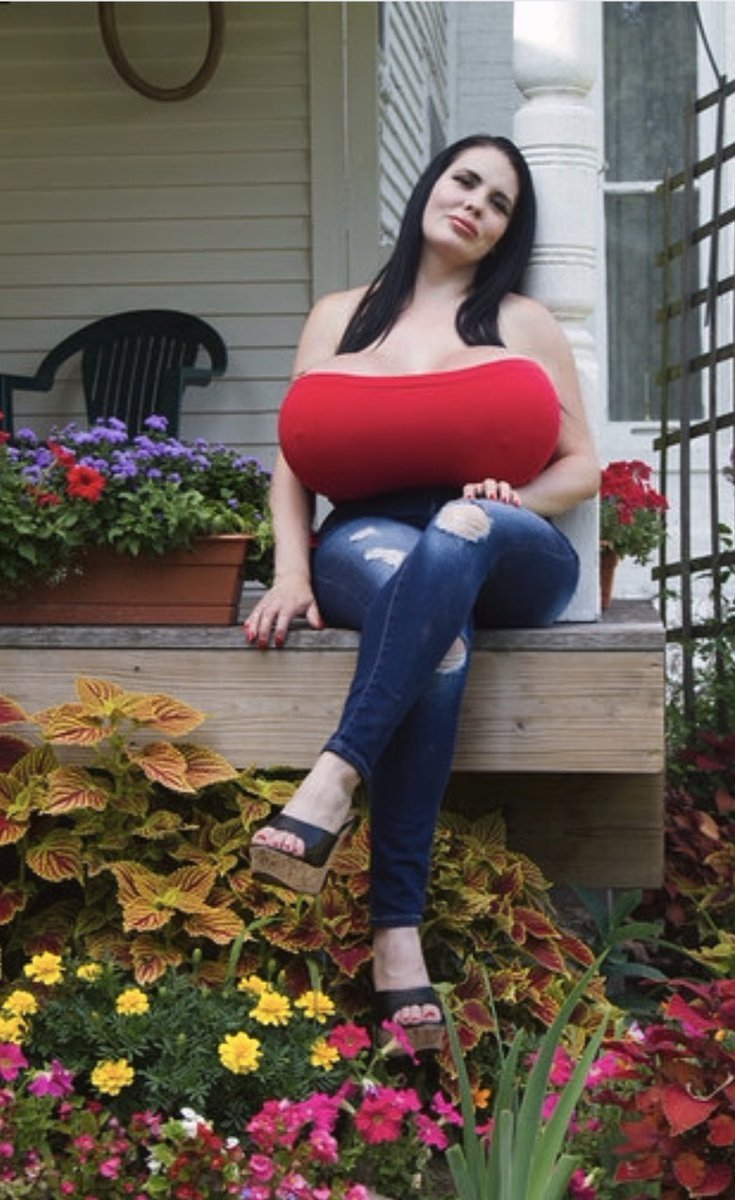 Model Foxy Meneri