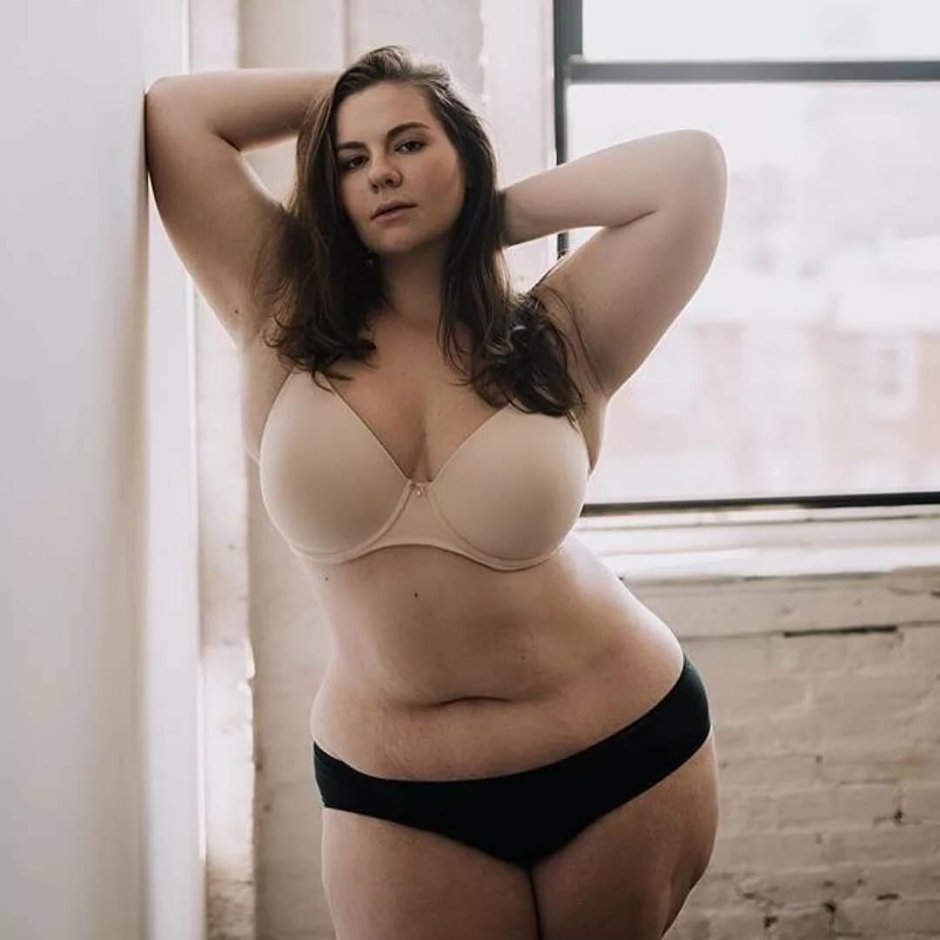 Anna Krylova plus saz bikini