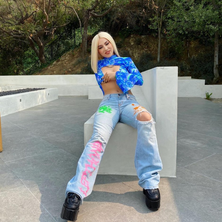 Ava Max in Bikini