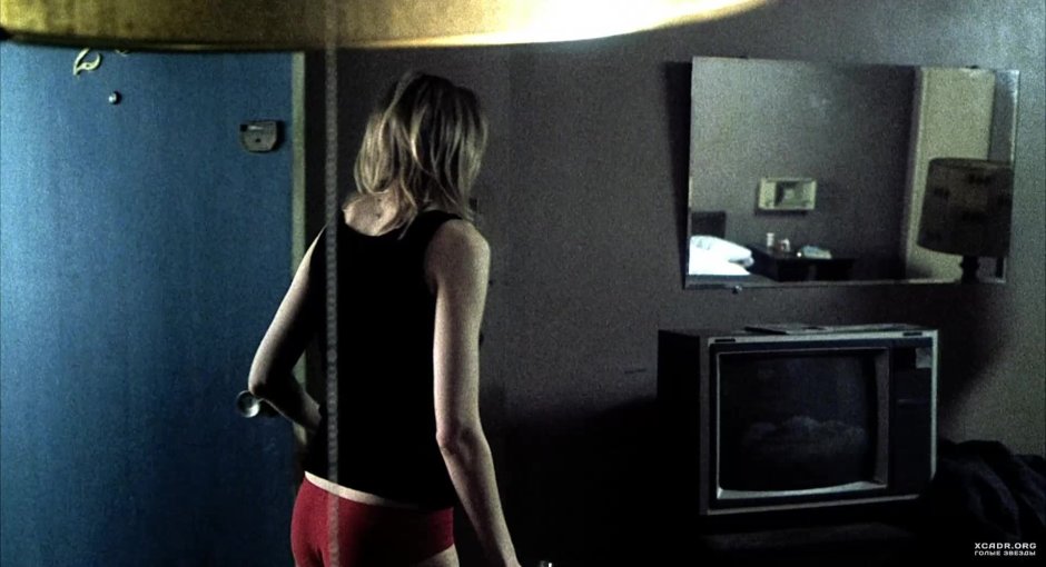 Malholland Drive lesbian kiss
