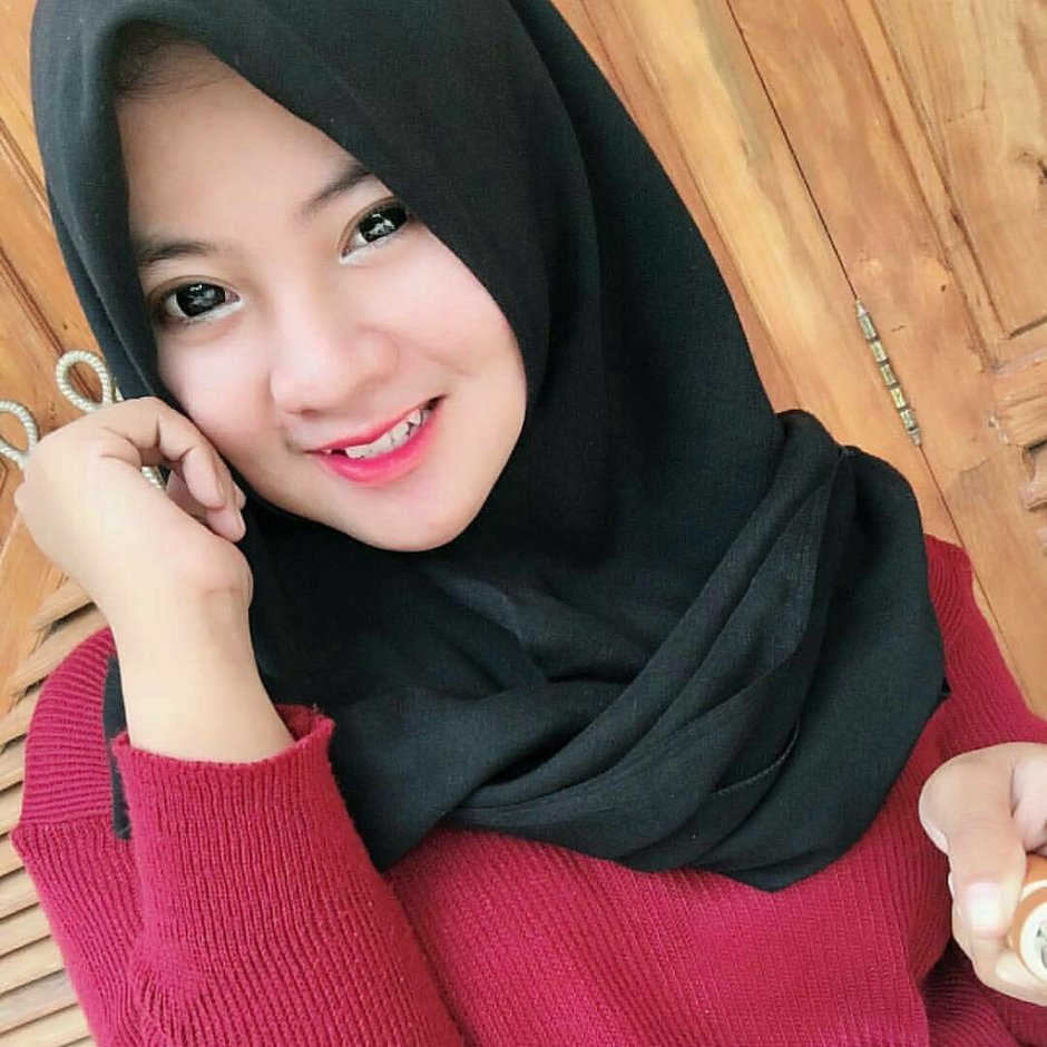 Indonesia hijab boobs