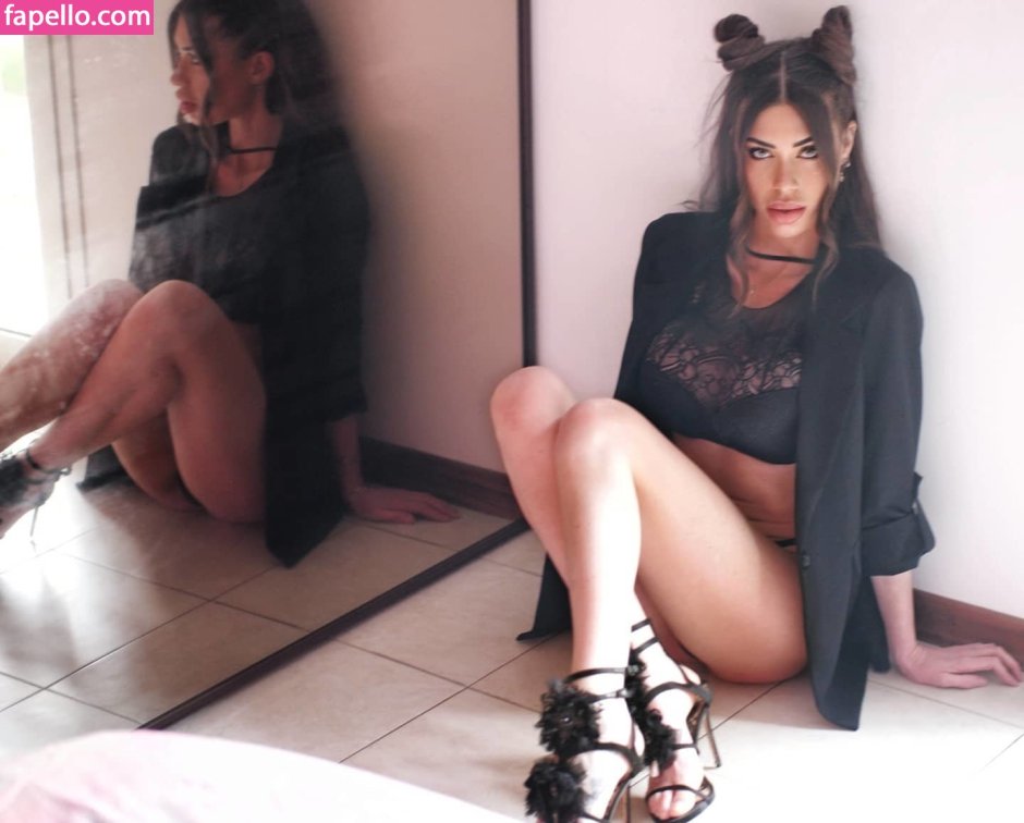 Sofia Jamora 2020