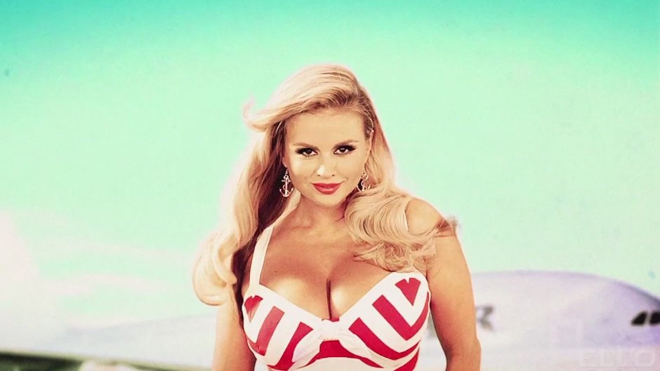 Anna Semenovich photo Maxim