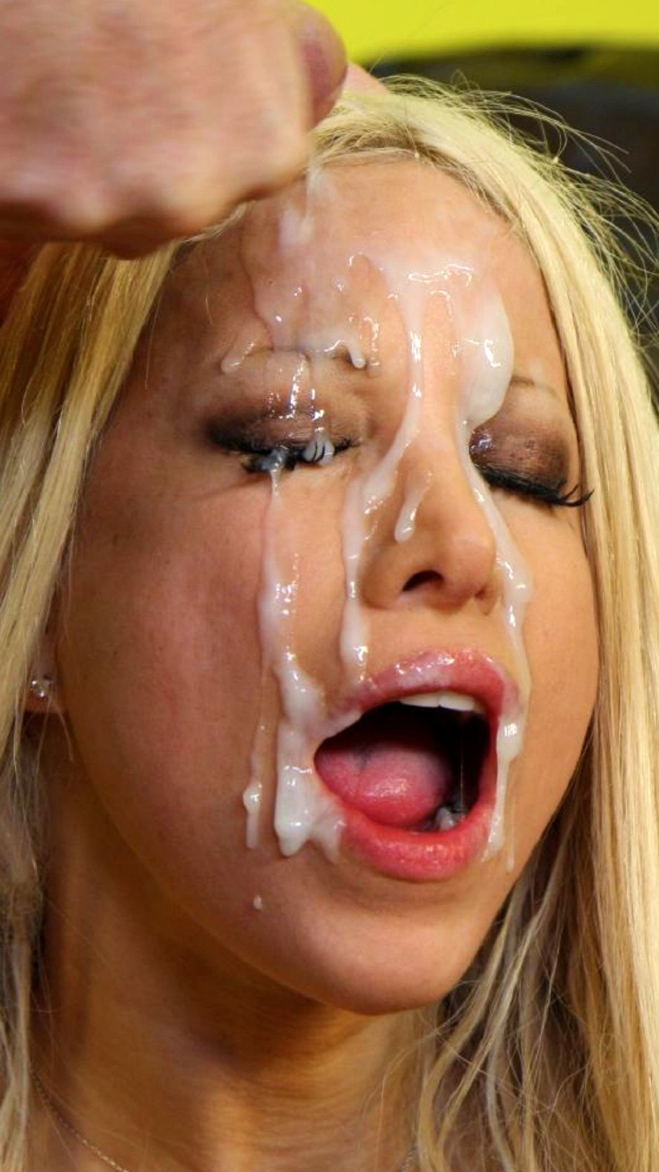 Beautiful girls cum on the lips