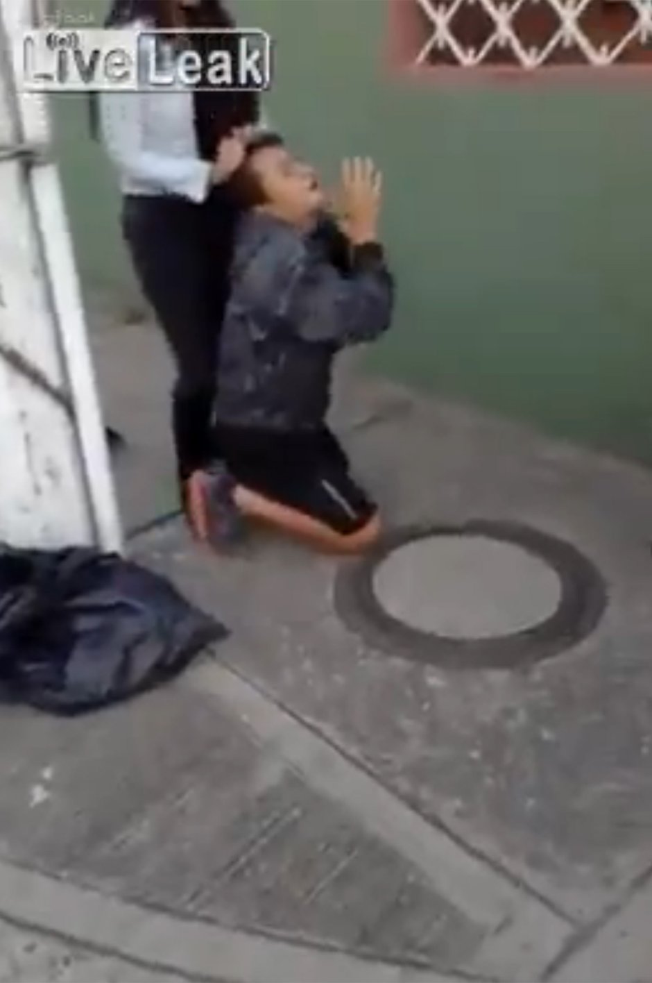 Liveleak how to make a girlfriend