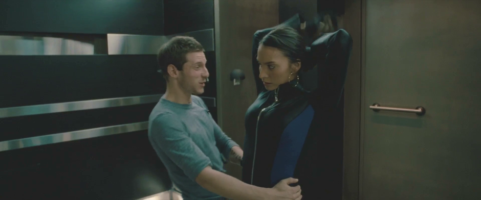 2 Catsuit Burglars are Better than 1