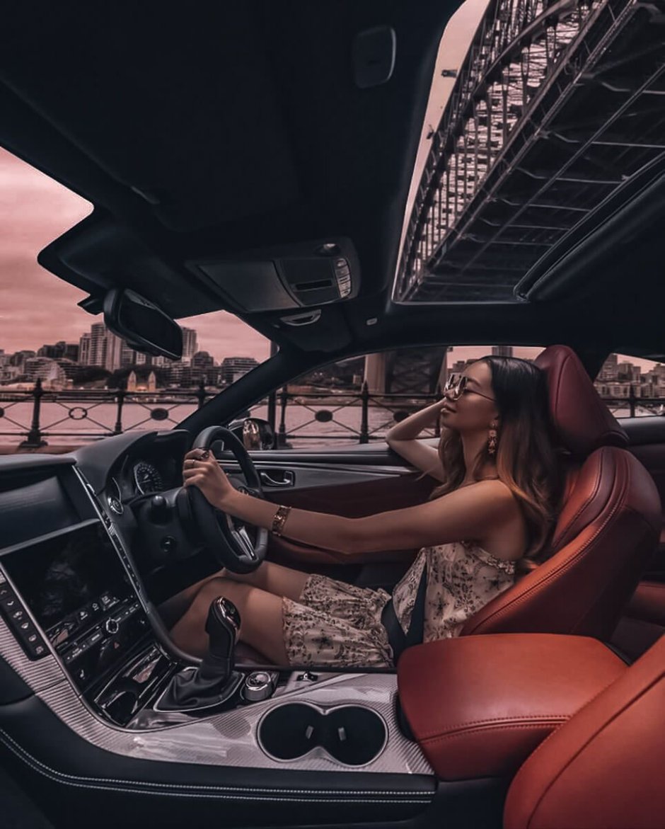 Mercedes and chicks