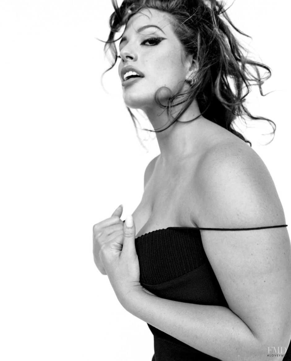 Ashley Graham in the sport of illustration