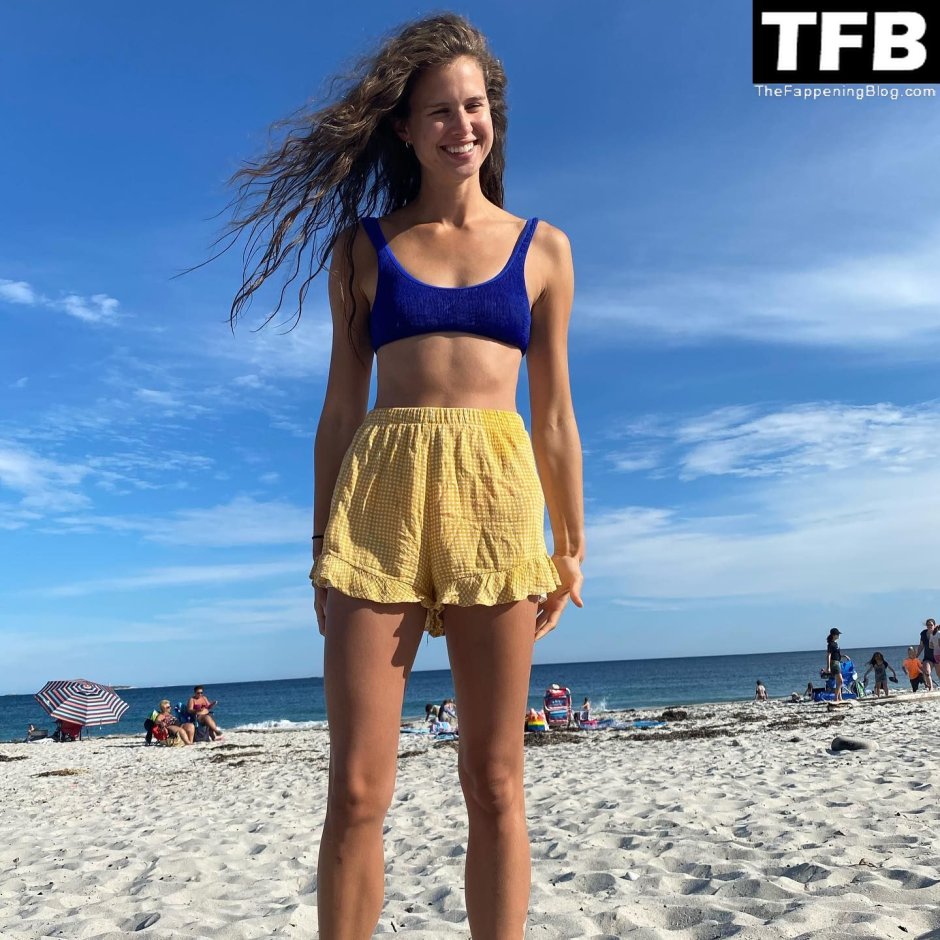 Beautiful female bust Open