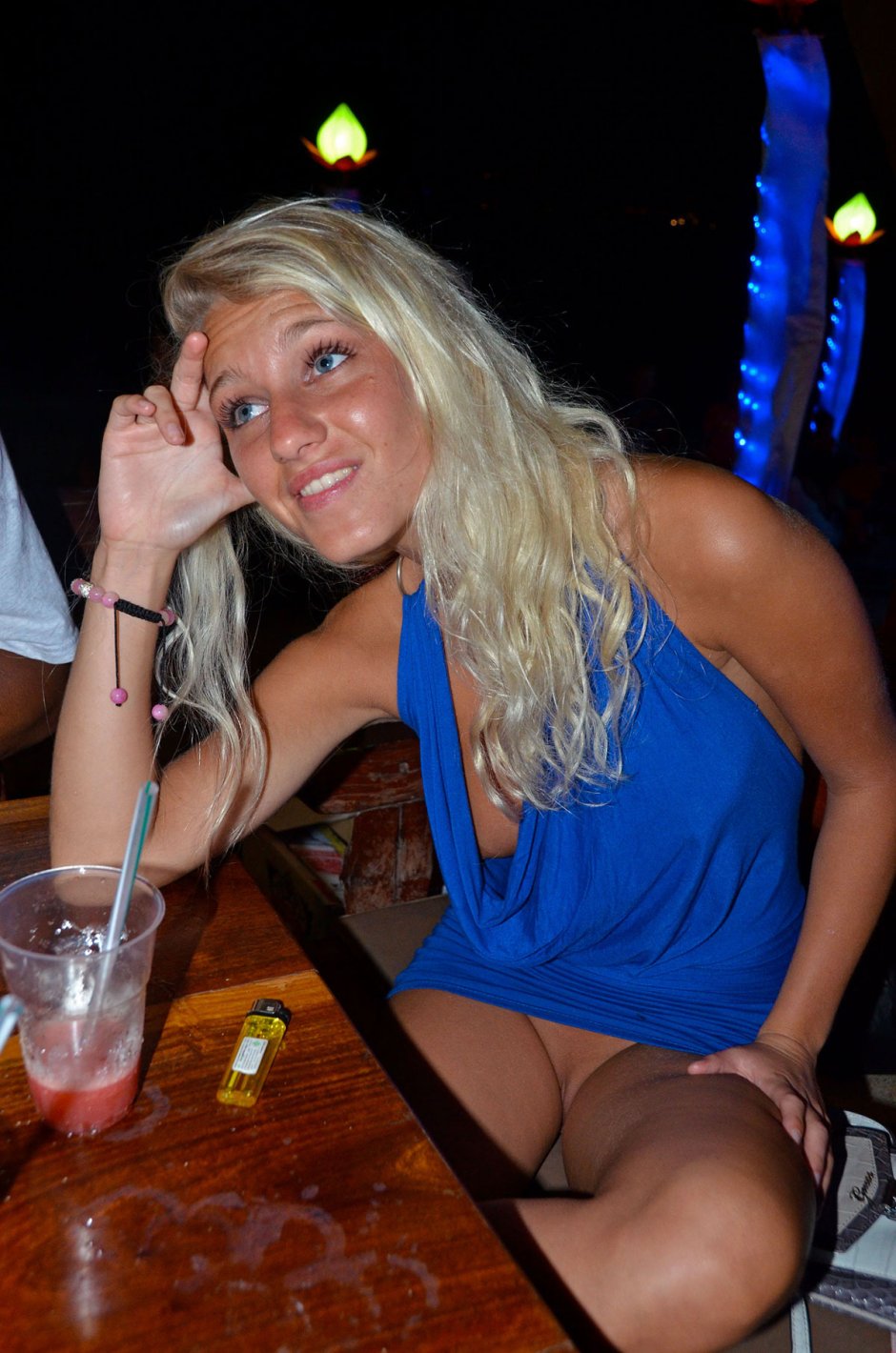 Women without panties in public