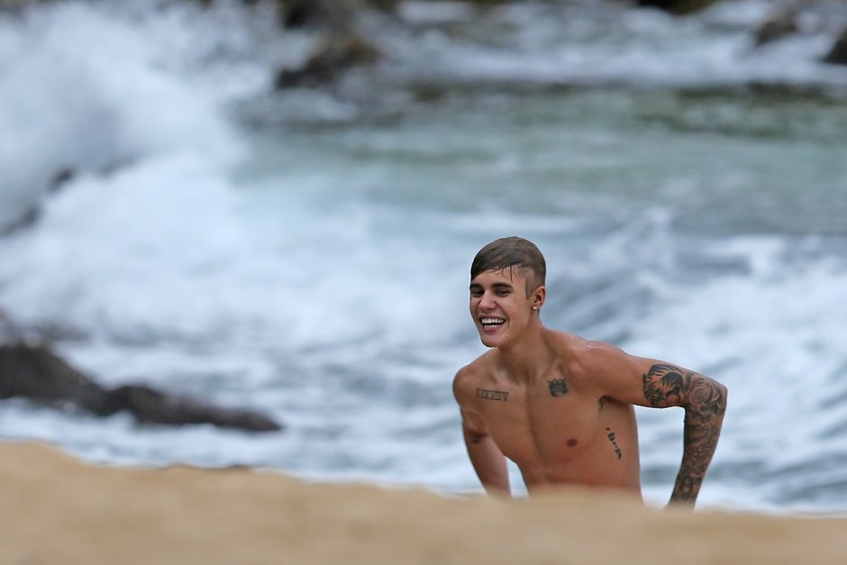 Justin Bieber Naked on Bora Bora