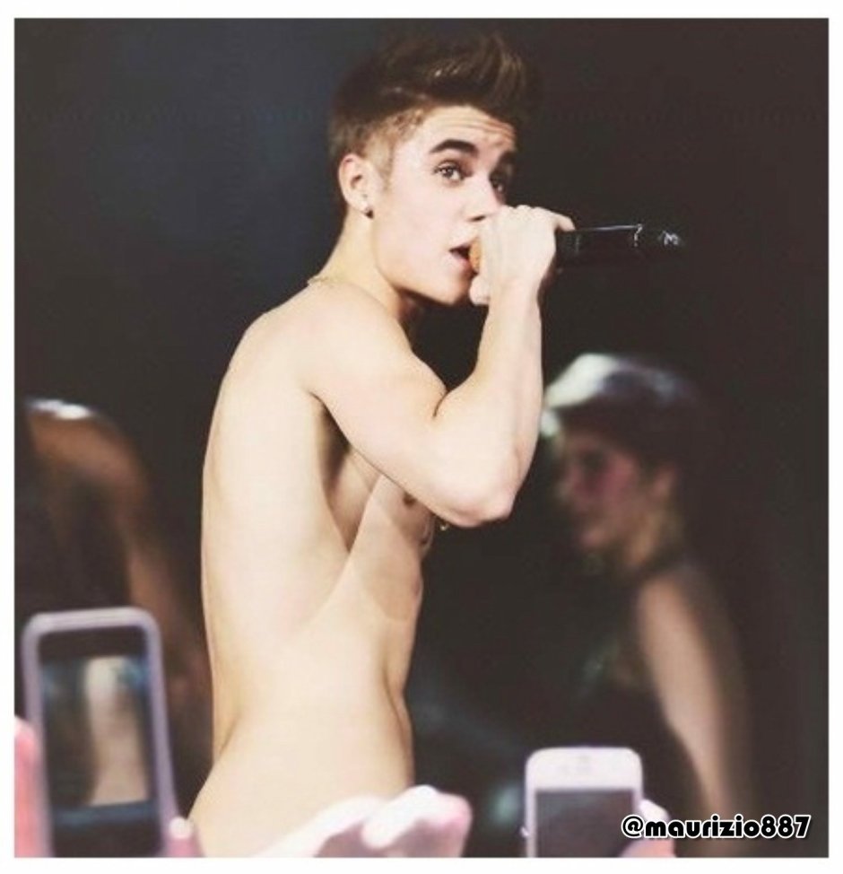 Justin Bieber on Bora Bore