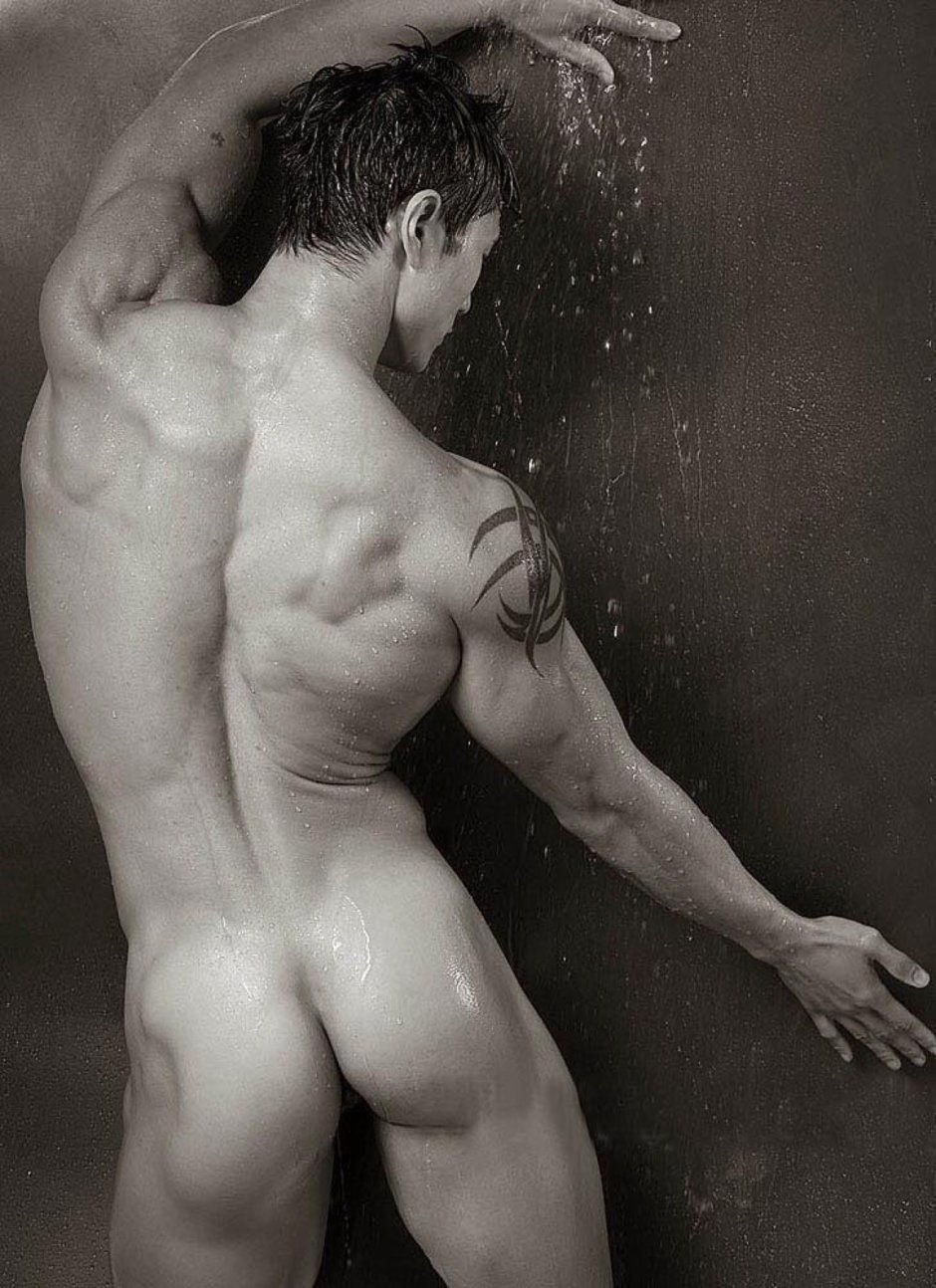 The most beautiful naked guys
