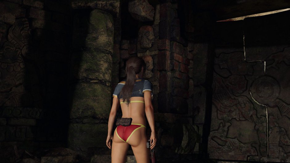 Tomb Rider Underworld Lara in a swimsuit