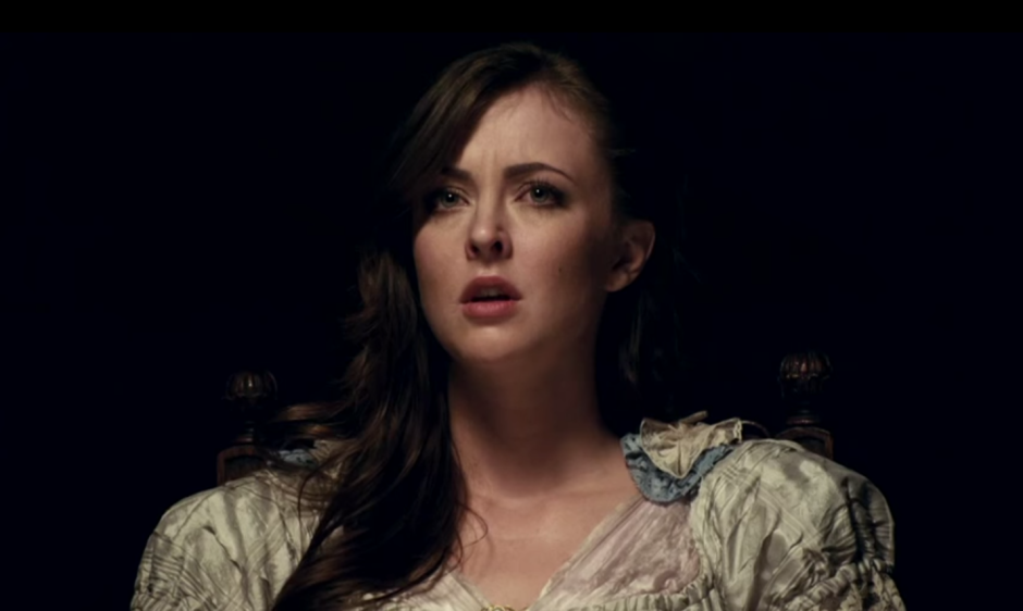 Katherine Isabelle Queen Scream