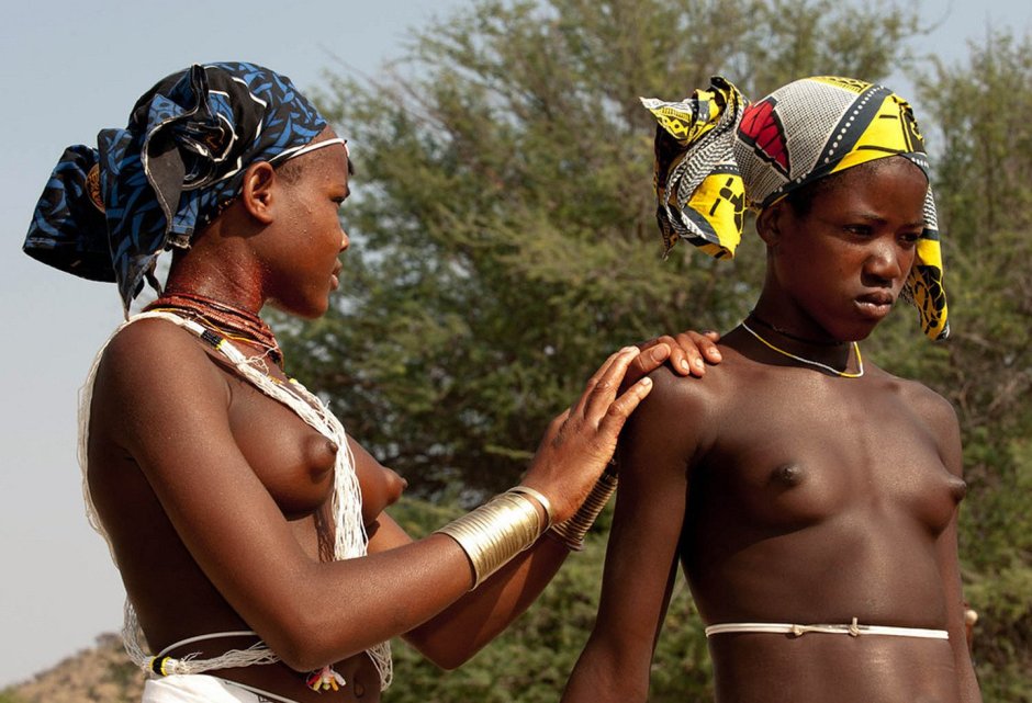 African tribes without panties