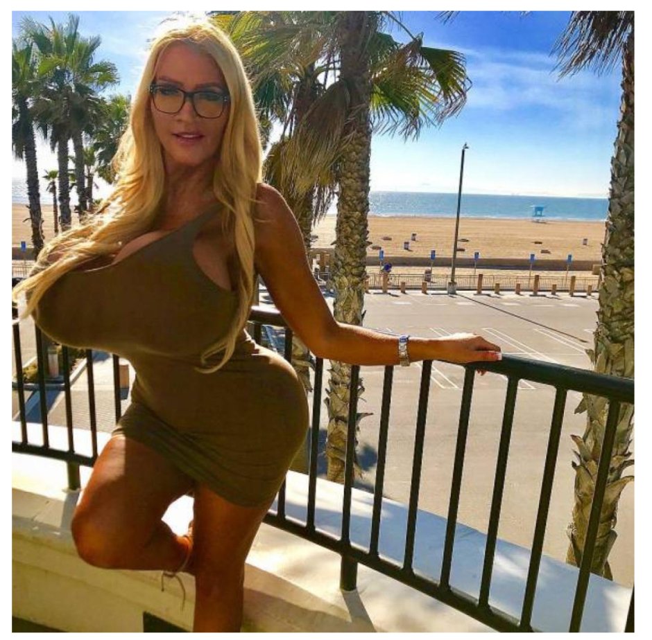 Allegra German Busty Model 