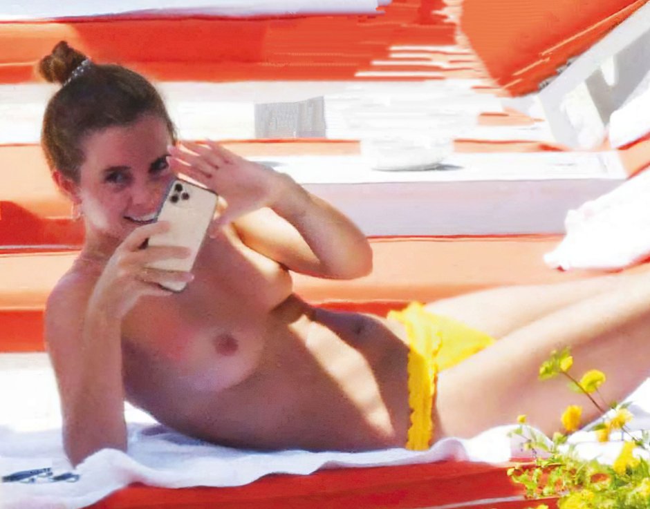 Naked actress Emma Watson