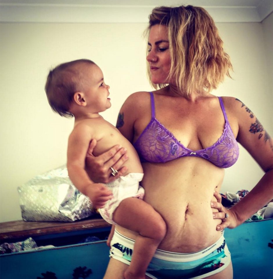 Erotic selfies of mature women