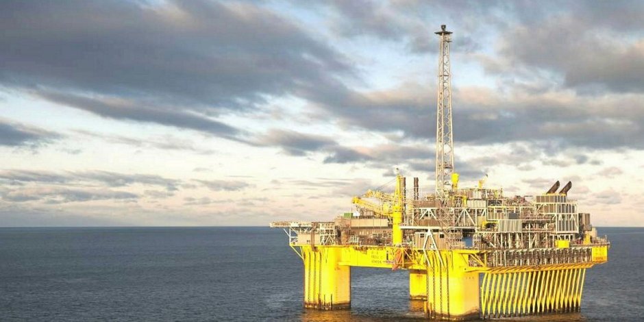 Oil platform PA-B