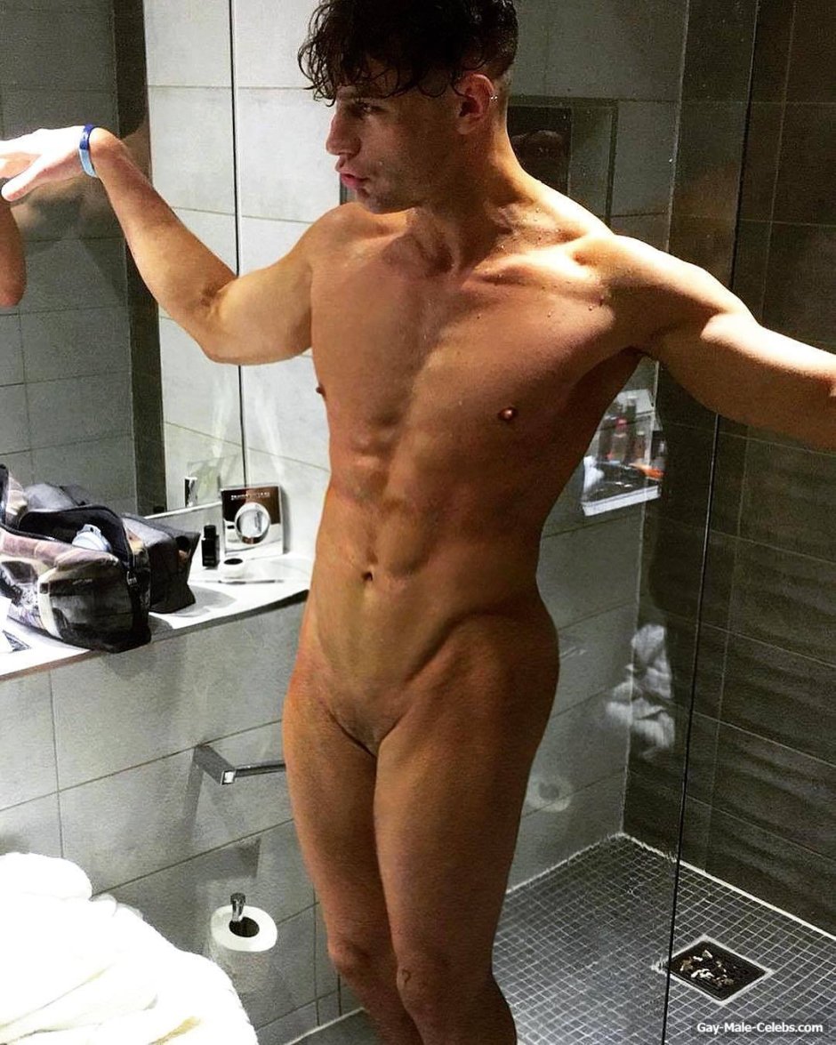 Adam Levin Naked and Justin Timberlake Naked