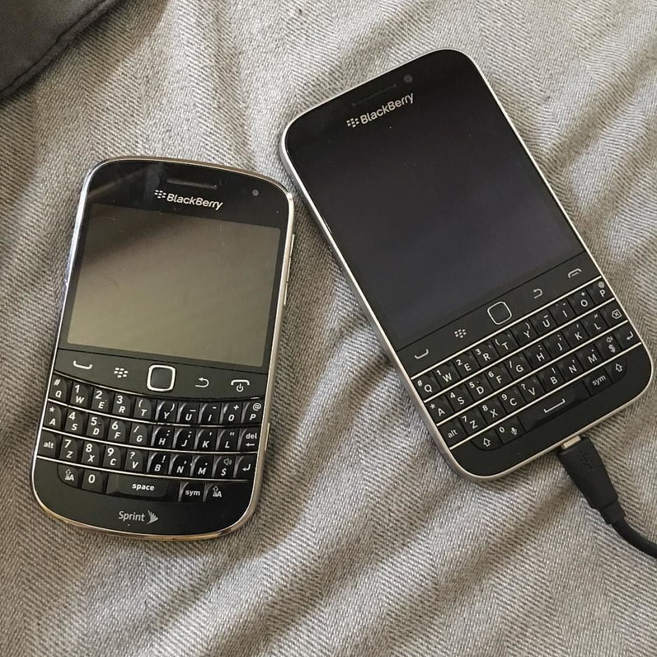 Blackberry Bold 9900