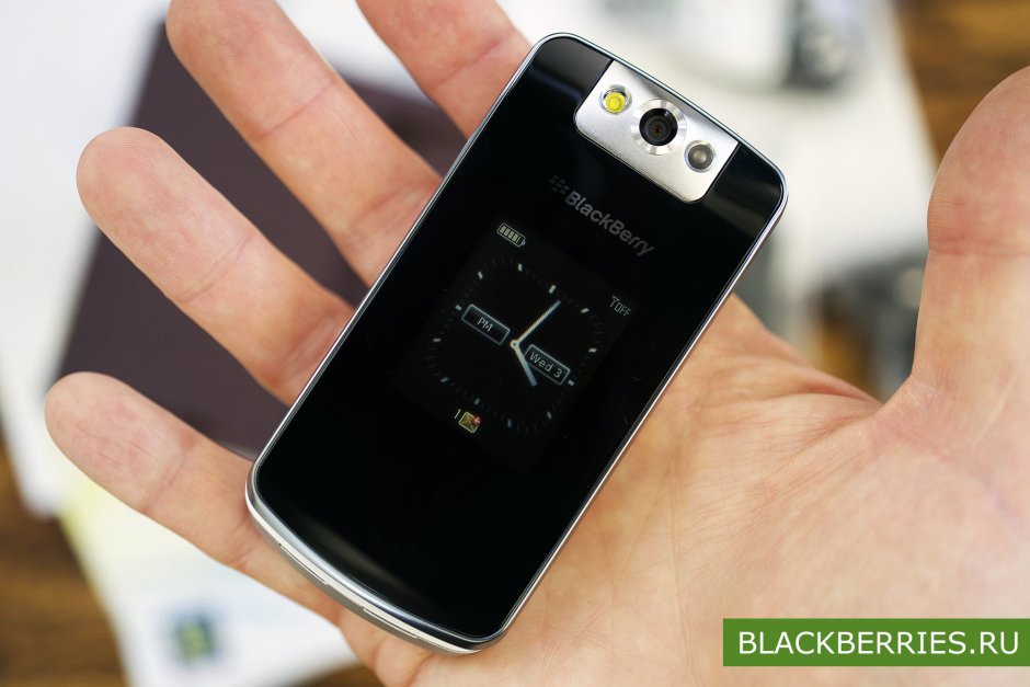 Blackberry Pearl 3G 9100 smartphone