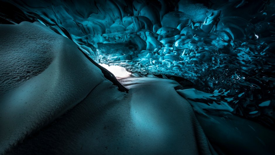 Vatanayokudl Ice Mark Gray Cave
