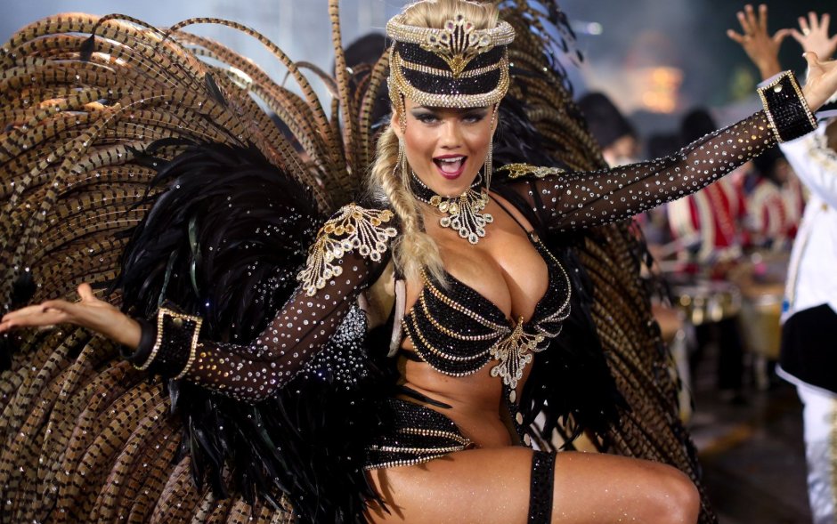 Rio de Janeiro Carnival costumes