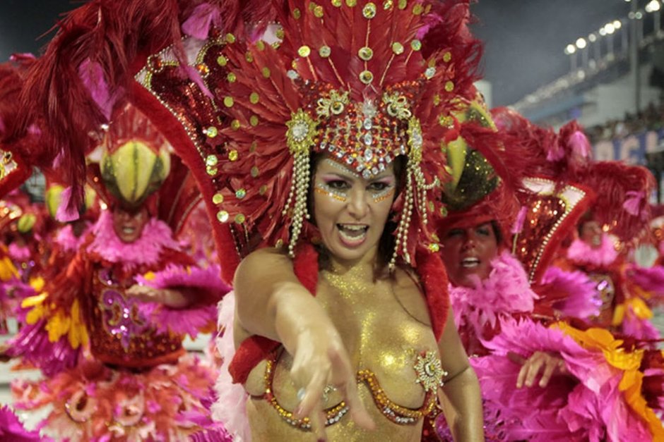 Carnival Rio 2013 dancer