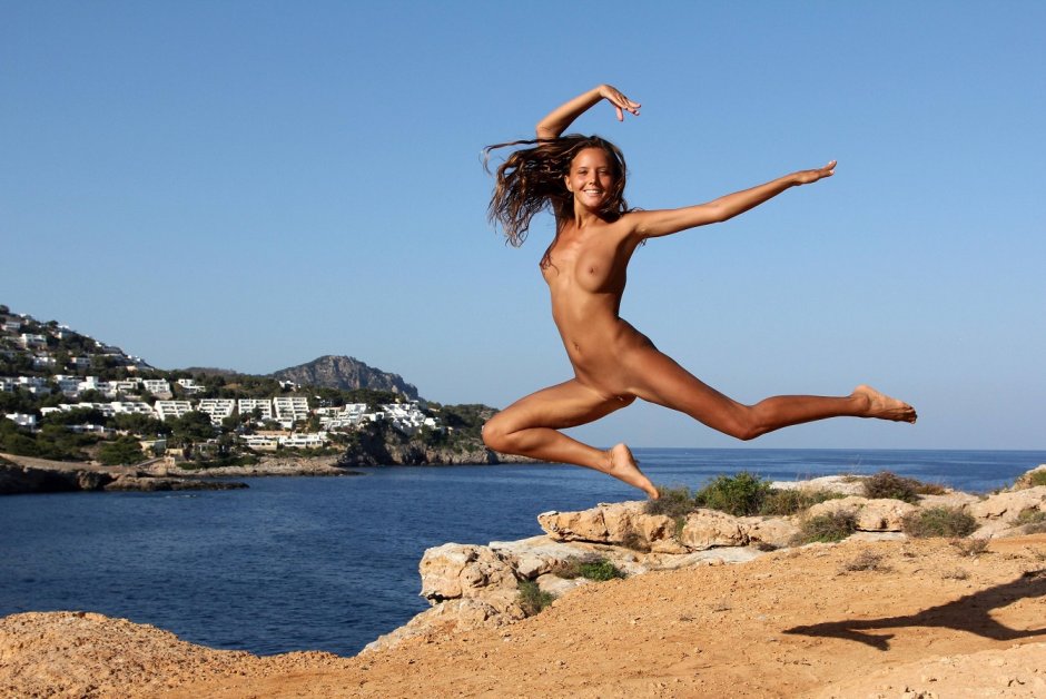 Girls Naturers on the beach