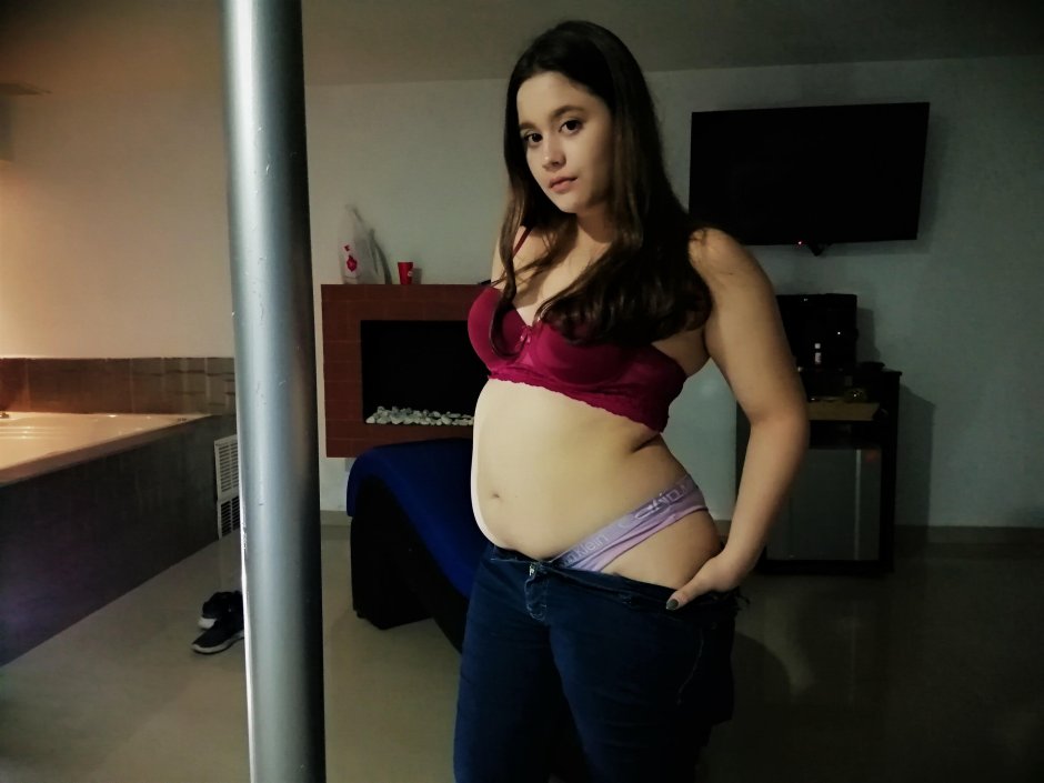 Nicole Belly