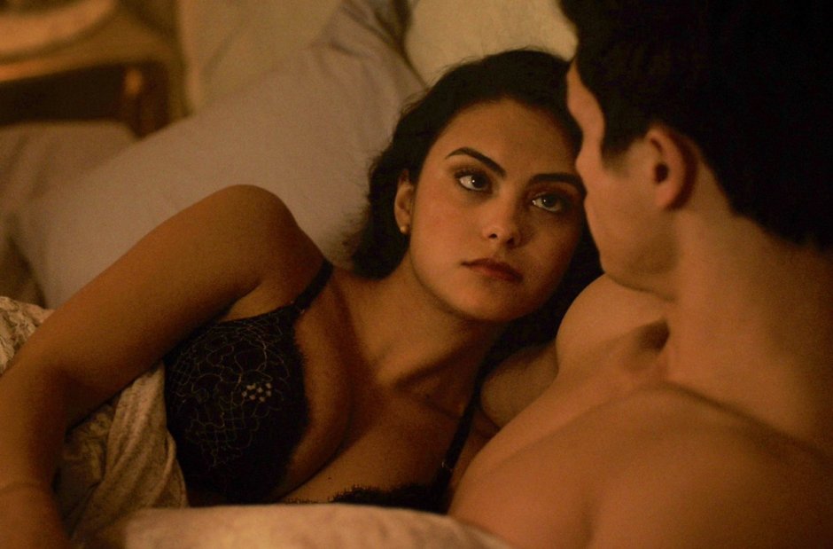 Camilla Mendes Hot