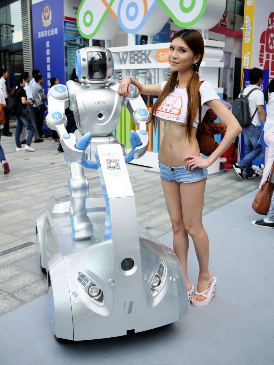 Naomi 'sexycyborg' wu breast naked