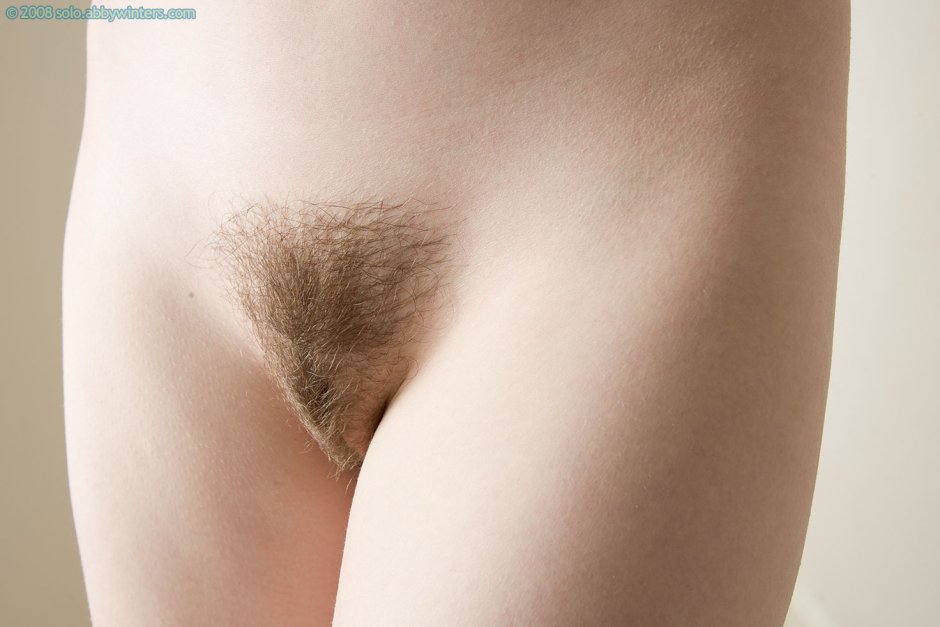 Little hair on the pubis