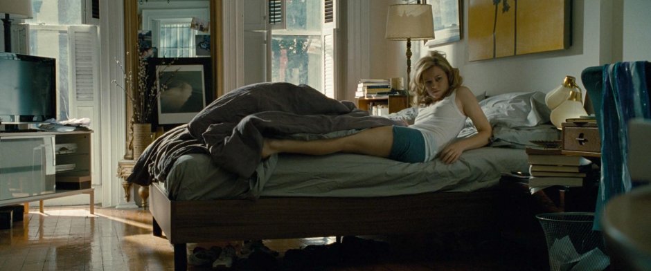 Elizabeth Banks Screencaps