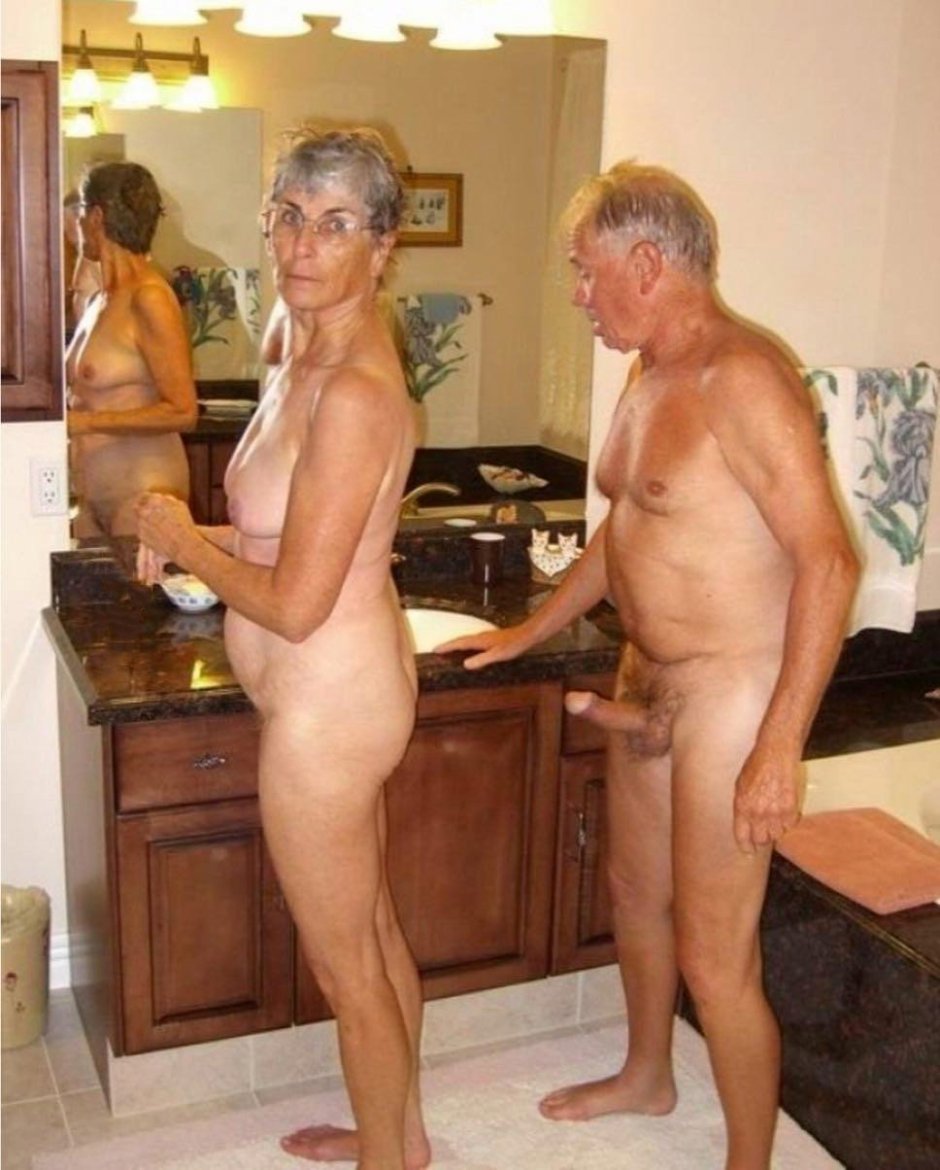 Mature nudists with men
