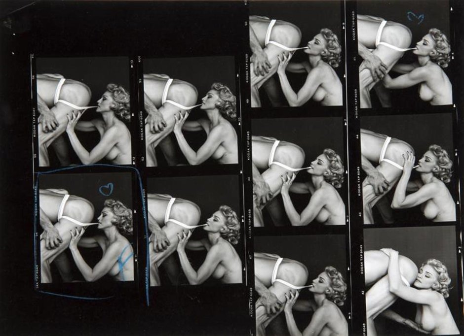 Naked women retro anal