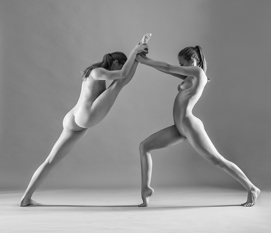 Naked gymnasts on twine