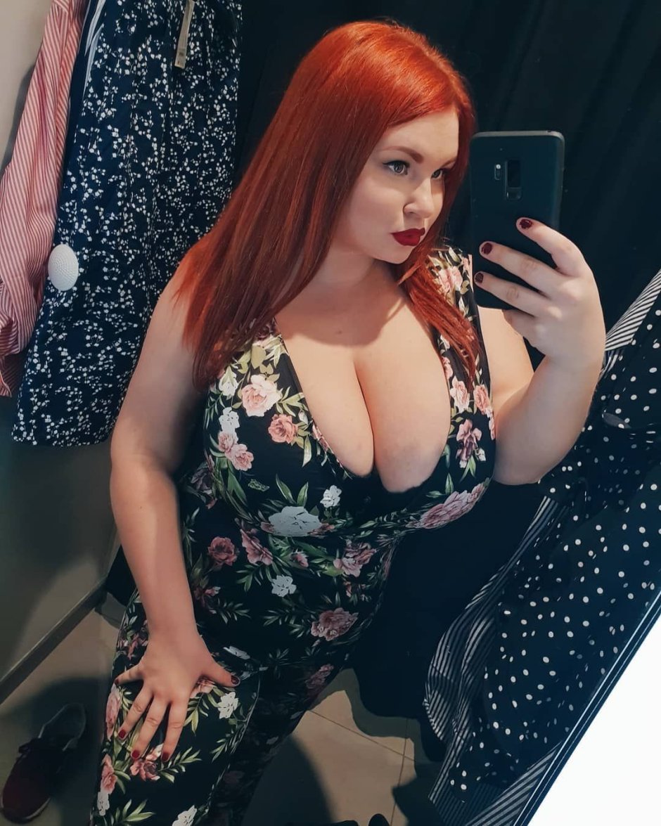 Big boobs in BBW towel