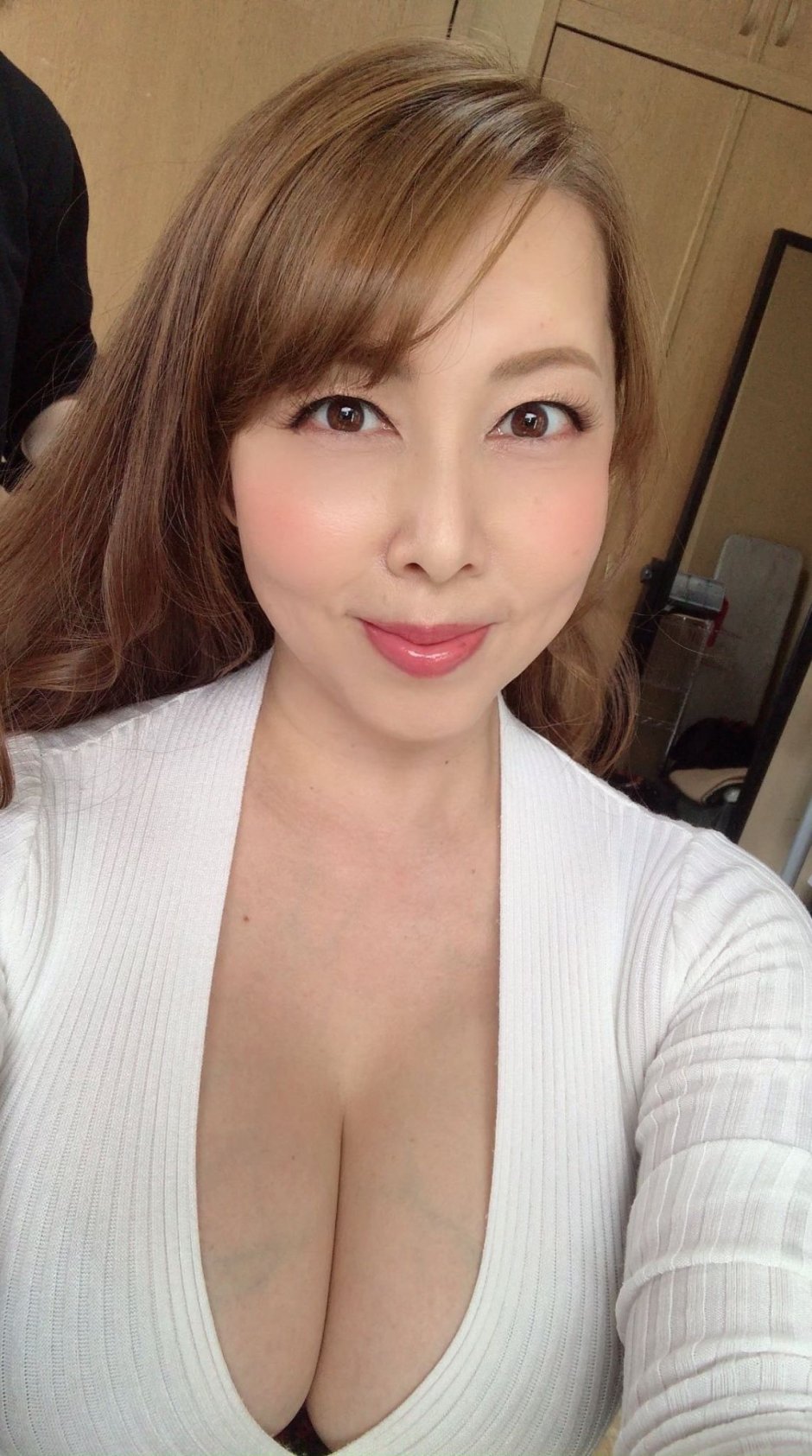Yumi Kazama Big breasts