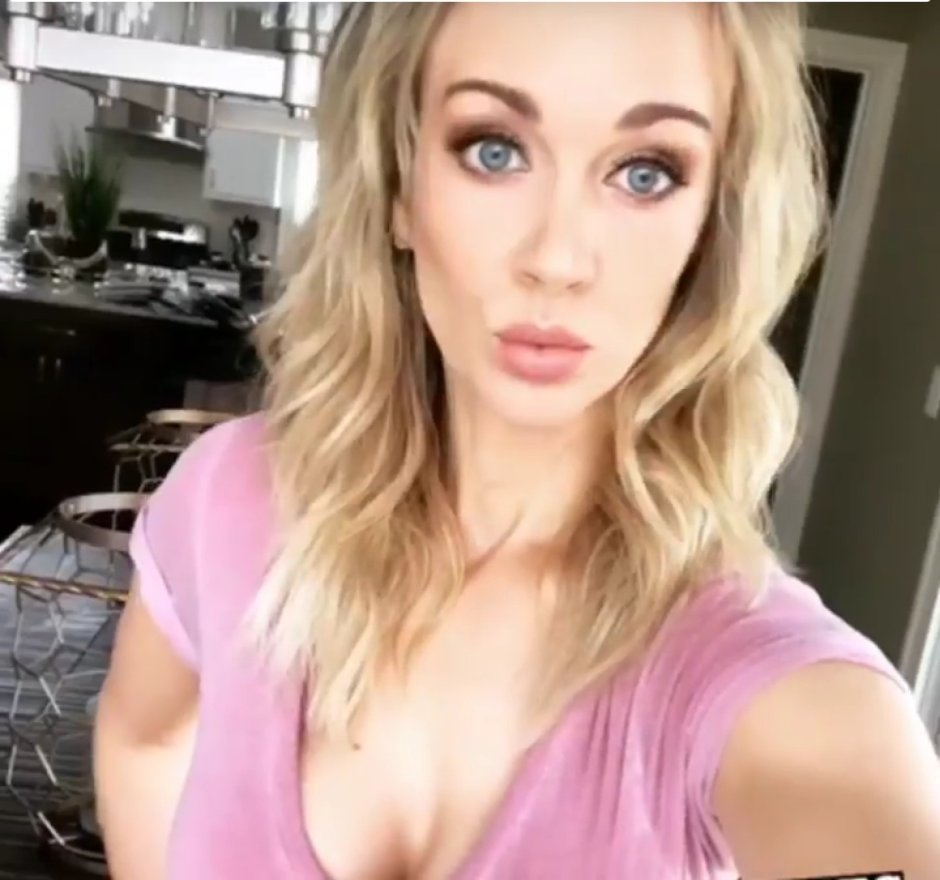 Laura Mete in a swimsuit