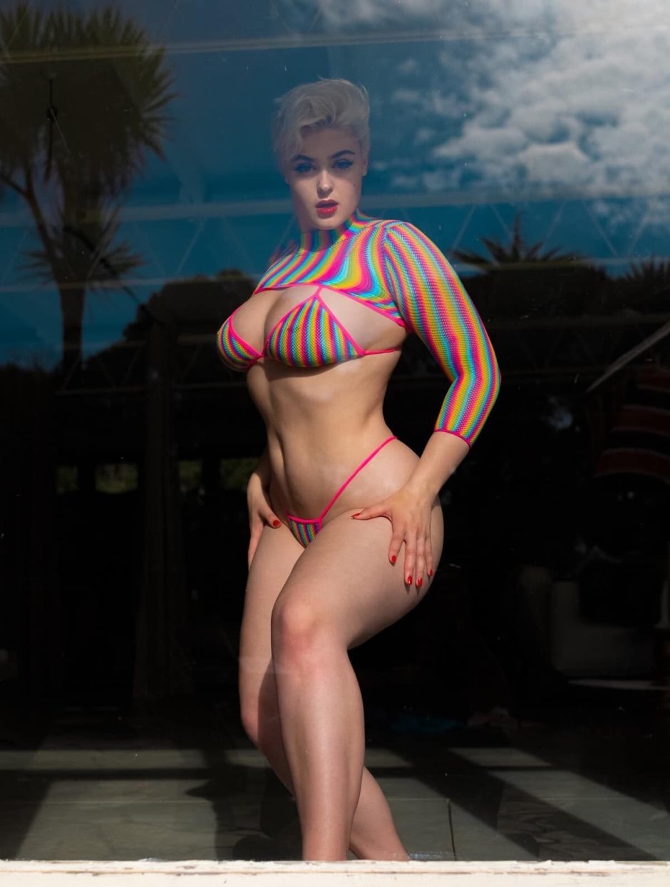 Stefania Ferrario Model 2019